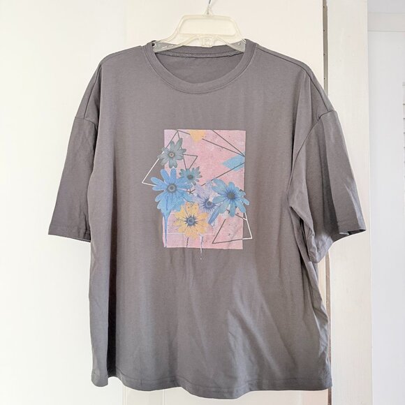 FLORAL ABSTRACT t shirt size L NWT - Picture 1 of 6